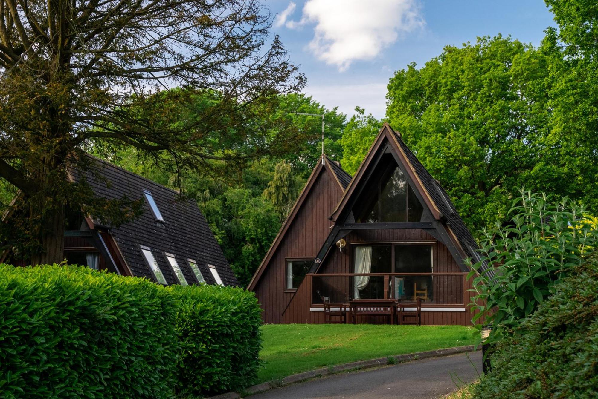 Rutland Hall Lakeside Lodge *
